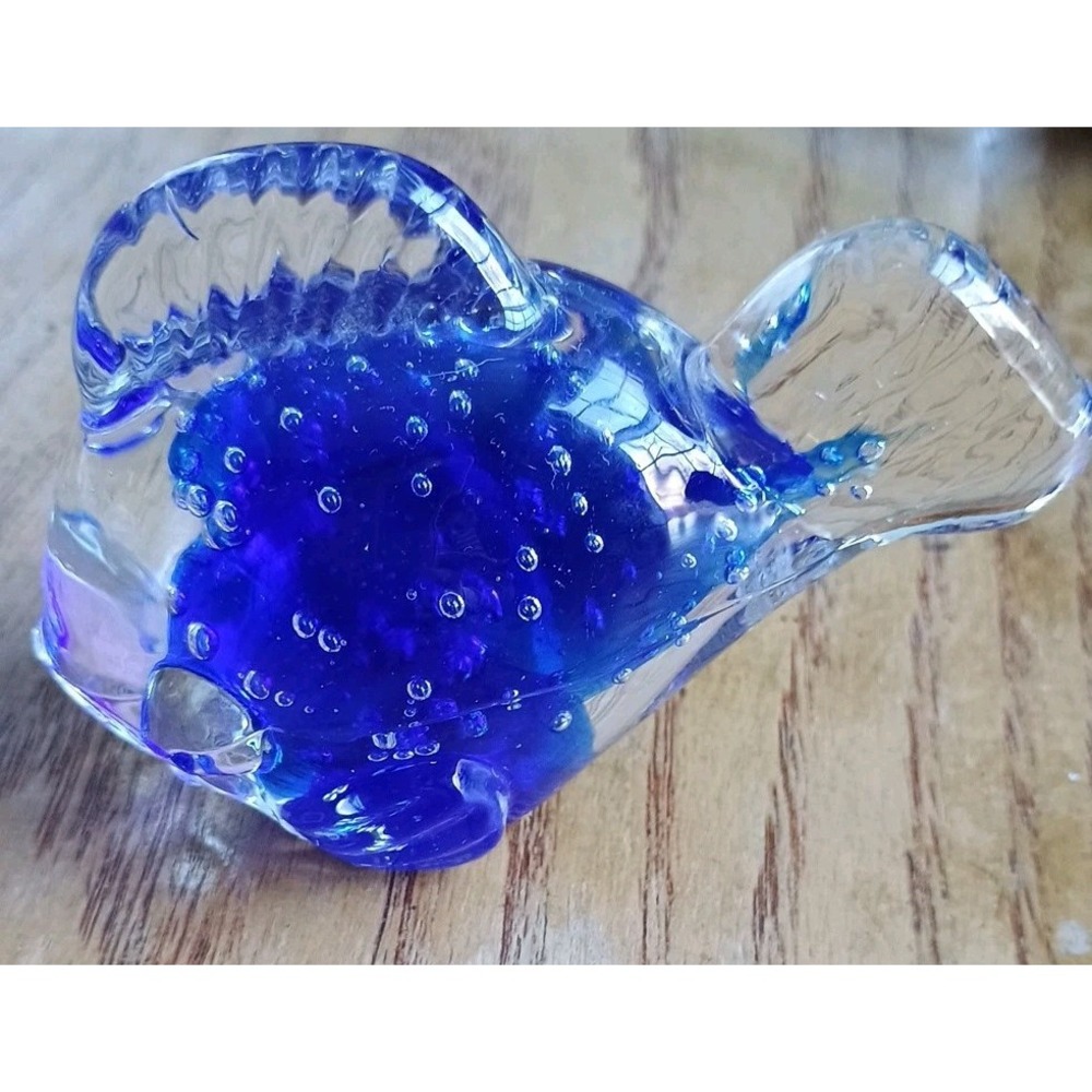 Art Glass Fish Paperweight. Blue. Bubbles. Bullicante.